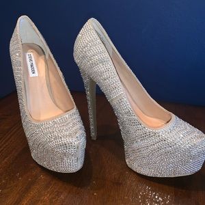 Steve Madden Platform Diamond heels
